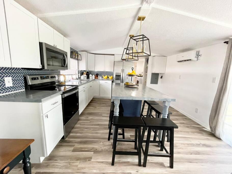 Merrit Island Waterfront House Lots Of Parking Βίλα Merritt Island Εξωτερικό φωτογραφία