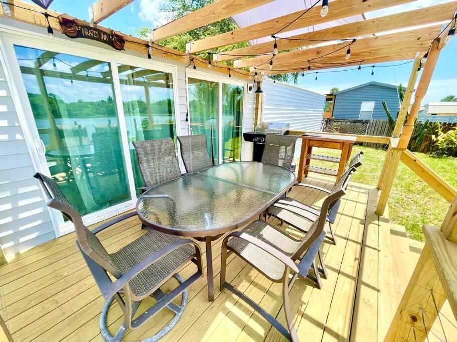 Merrit Island Waterfront House Lots Of Parking Βίλα Merritt Island Εξωτερικό φωτογραφία